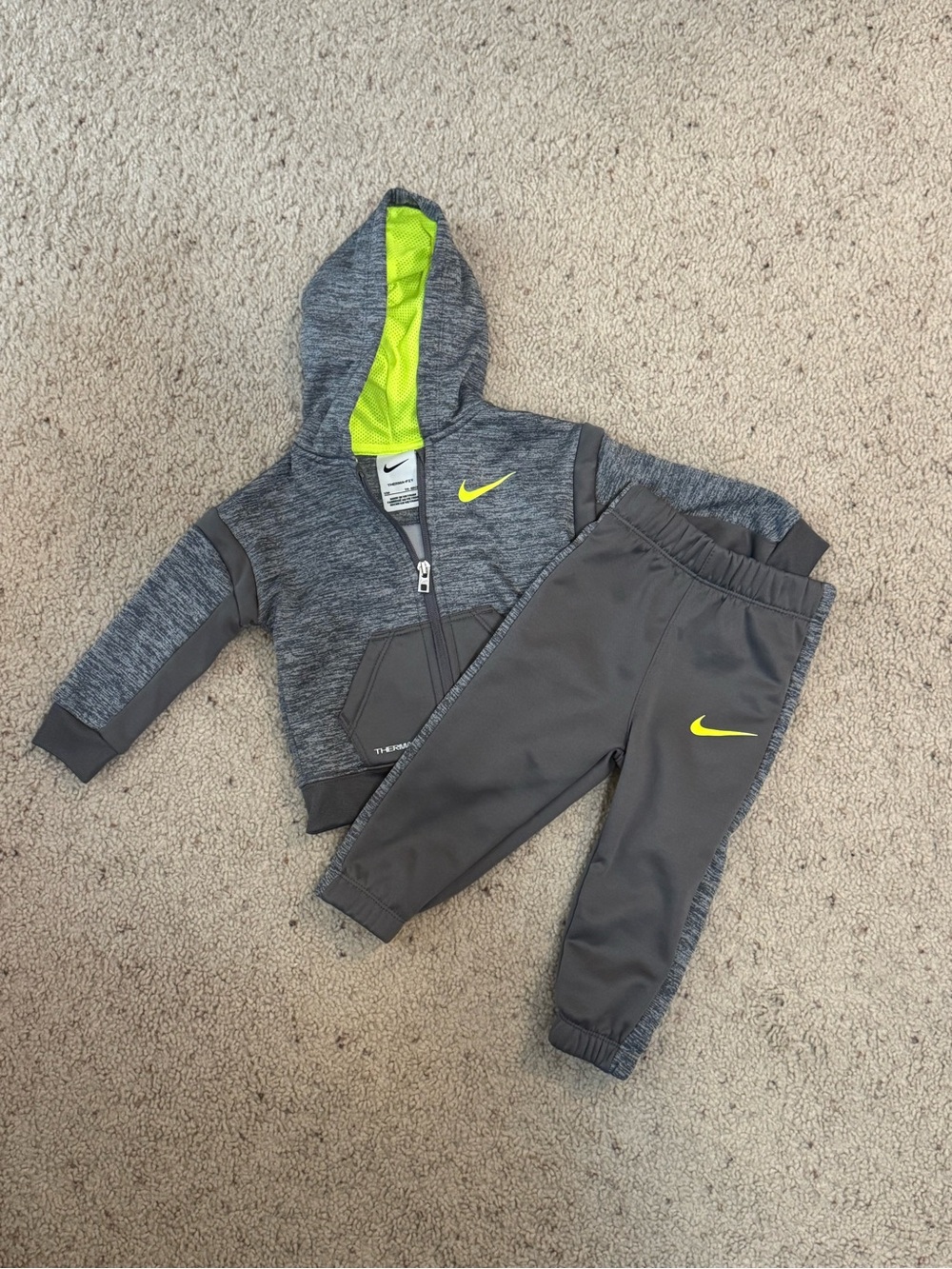 12m Nike sweatsuit